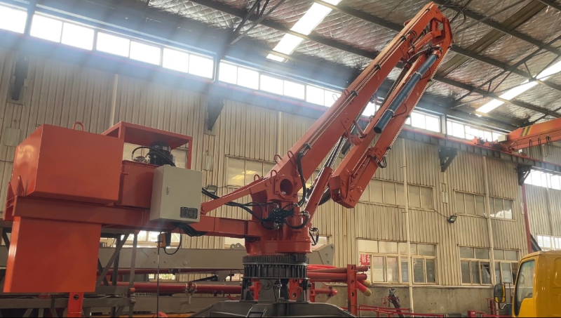 科尼樂重工移動式液壓布料機